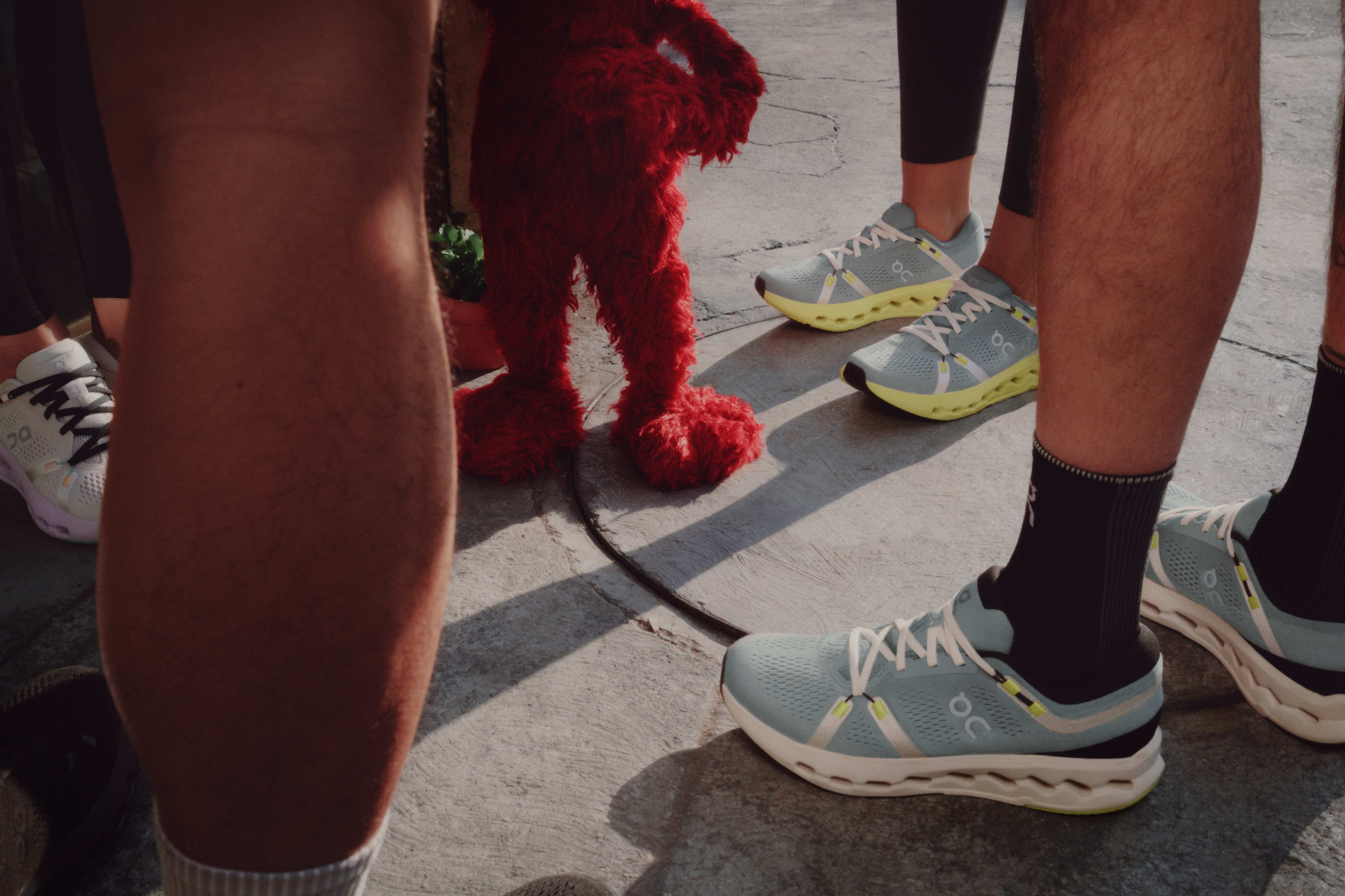 on-launches-soft-wins-with-sesame-street-s-elmo-to-inspire-runners-to